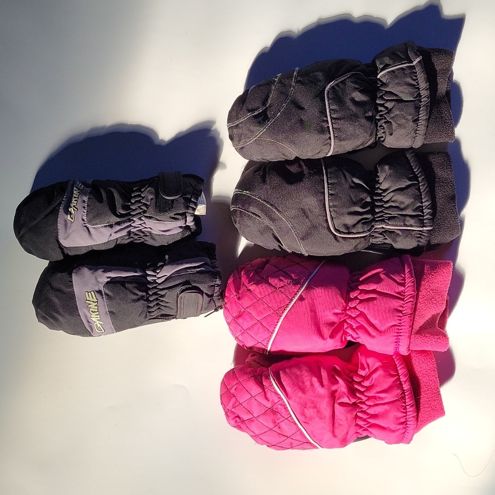 Lot of winter mittens